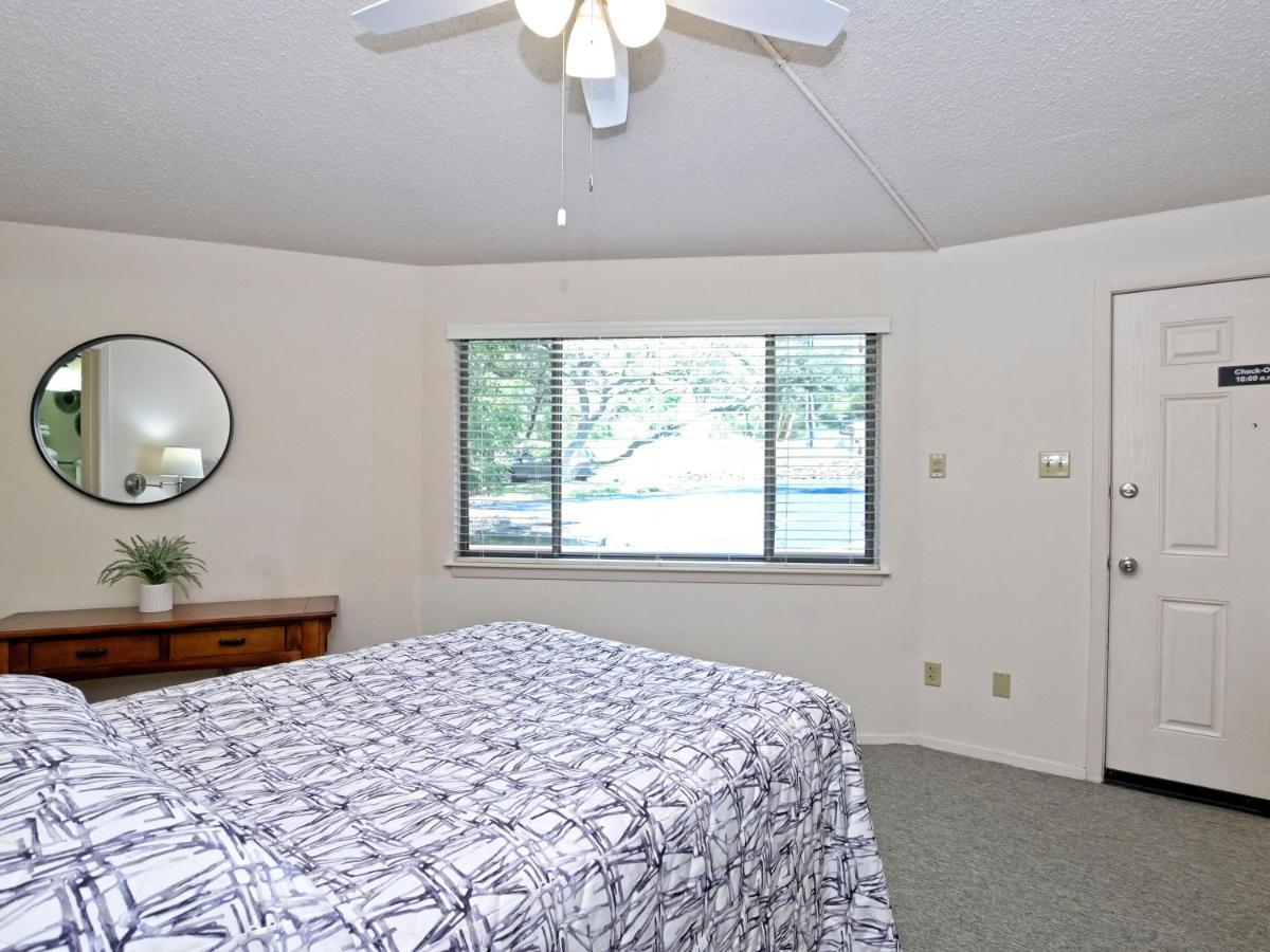 Lakefront Bungalow With Community Poolhot Tub #3 레이크웨이 외부 사진
